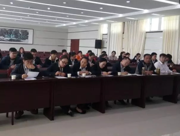 宜居物业举办第一届“基层服务月” 评选活动